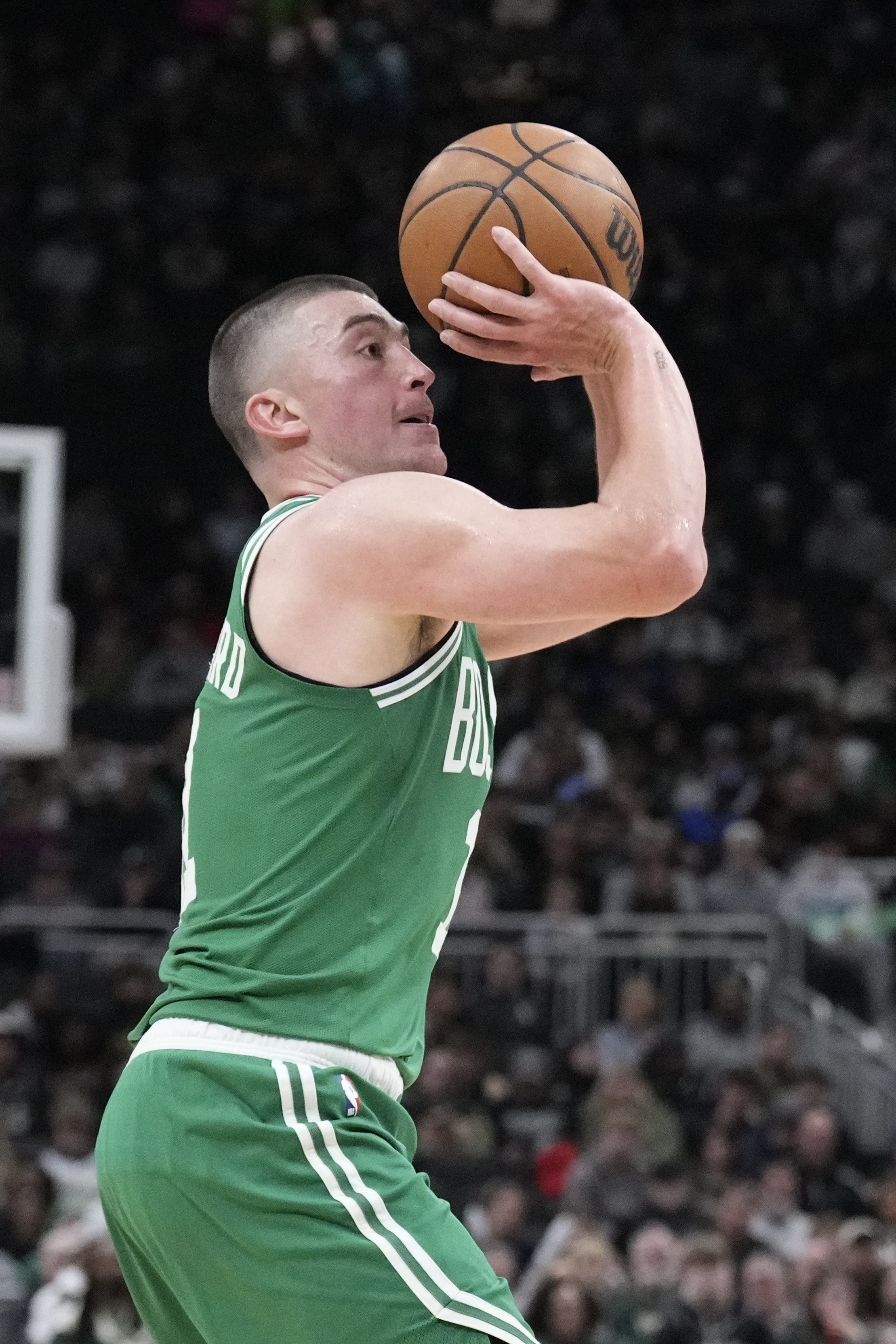 kaiyun sports-今天我当家！普理查德23投10中&amp;三分10中5 砍下25分4板9助