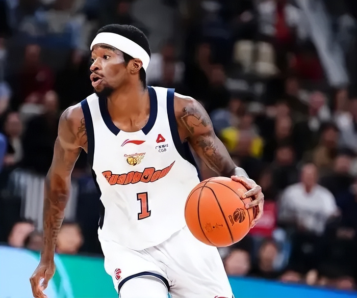 开云APP-广东只靠外援得分不是首次了!本土球员集体迷失,杜锋真该反思了|球队|奎因|徐杰|家政|奇葩_新浪体育_新浪新闻