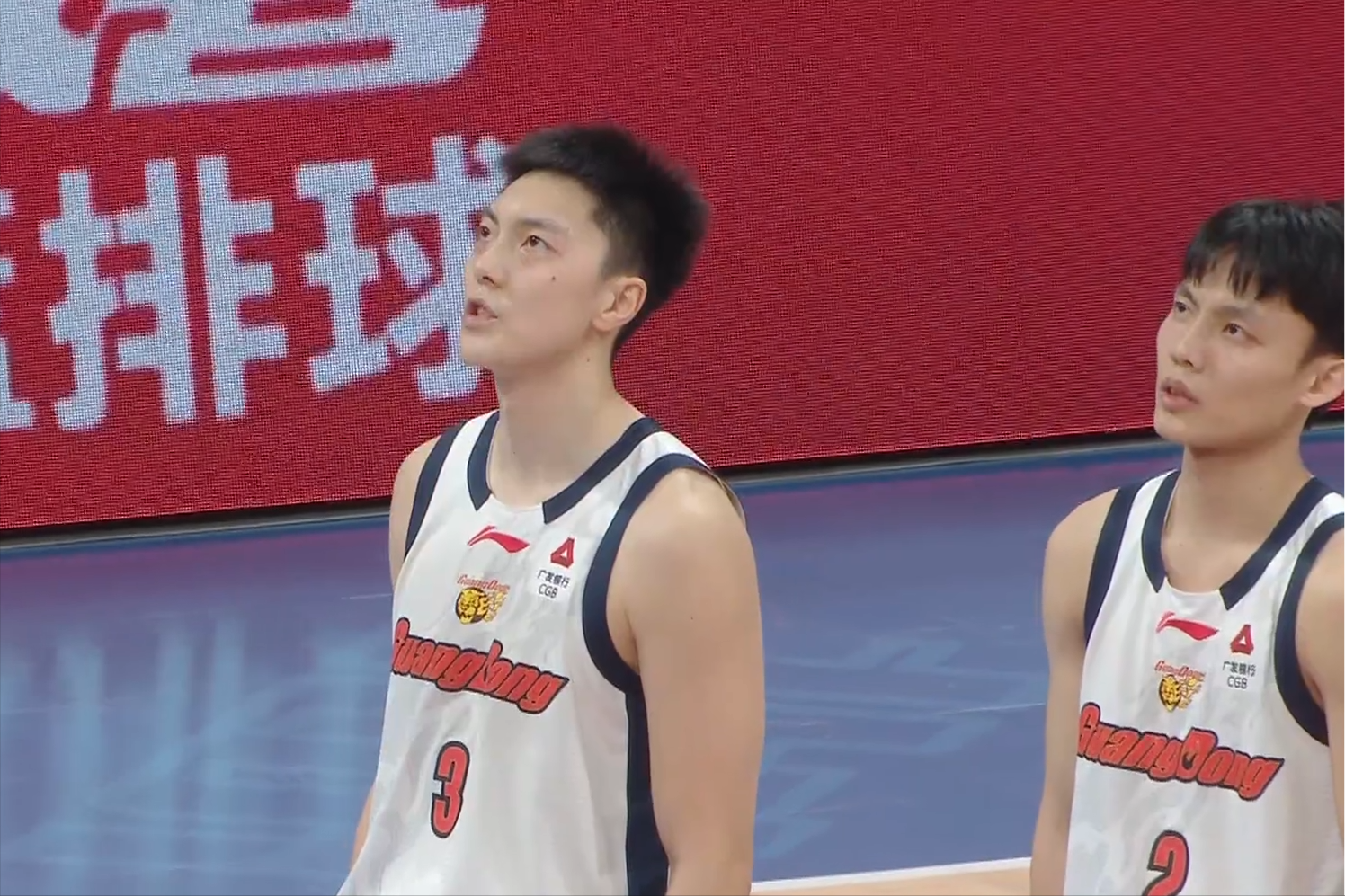 徐杰0分奎因9中1，无缘四强，周琦18+8四盖帽将战上海